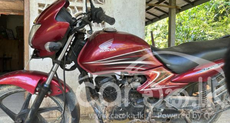 HONDA DREAM YUGA 2013