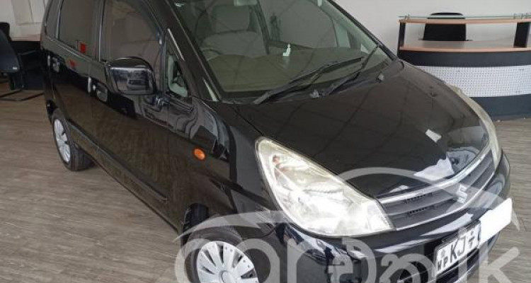 SUZUKI ESTILO 2011