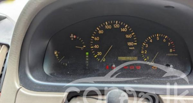TOYOTA HARRIER 2001
