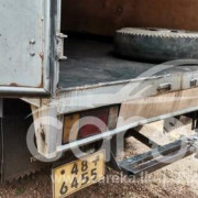 ISUZU LORRY 1996