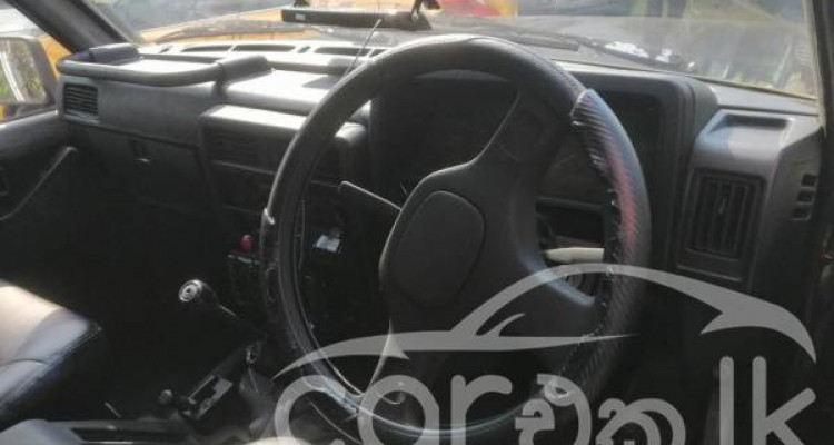 NISSAN PATROL 1985