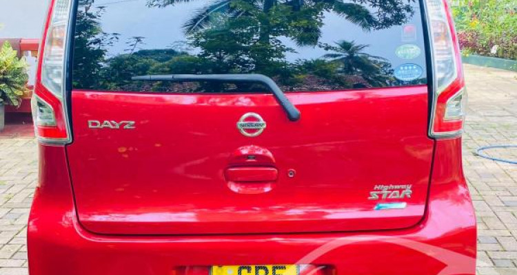 NISSAN DAYZ 2016