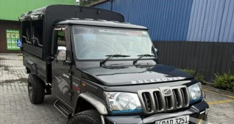 MAHINDRA BOLERO 2016
