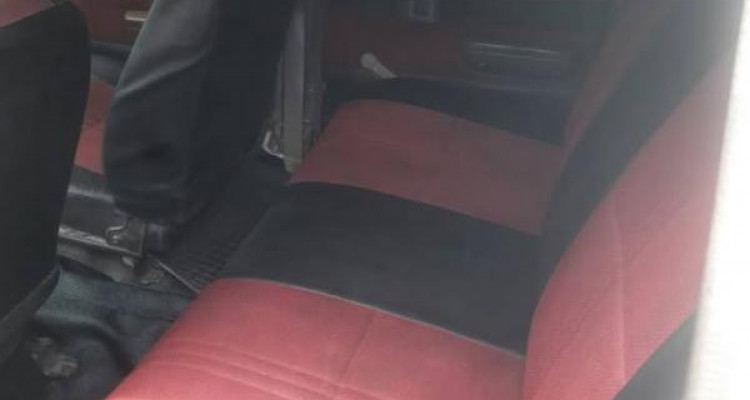 TOYOTA HILUX 1990