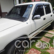 TOYOTA HILUX 1990