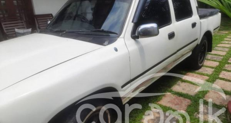 TOYOTA HILUX 1990