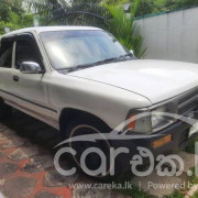 TOYOTA HILUX 1990