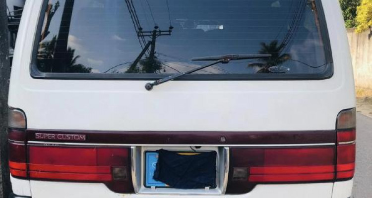 TOYOTA HIACE 1994