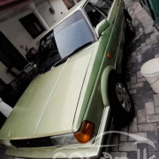 NISSAN TRAD SUNNY 1987