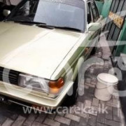 NISSAN TRAD SUNNY 1987