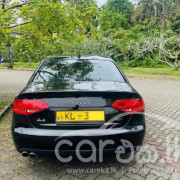 AUDI A4 2010