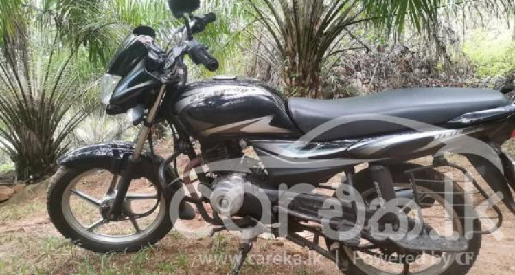 BAJAJ PLATINA 2017