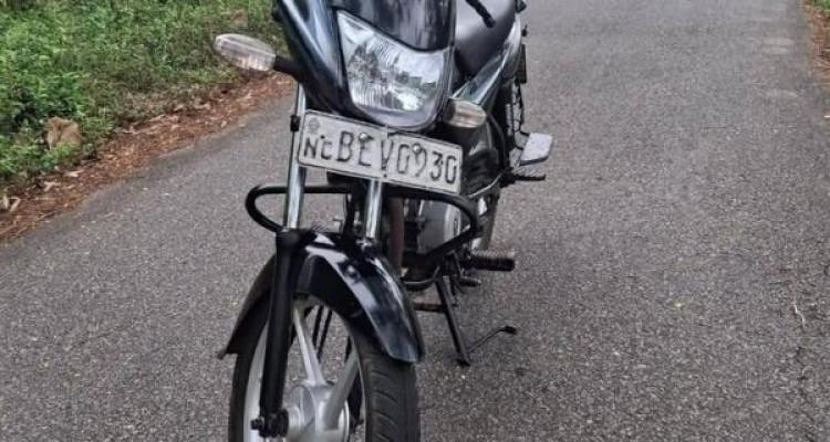 BAJAJ PLATINA 2017