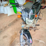 BAJAJ CT100 2007