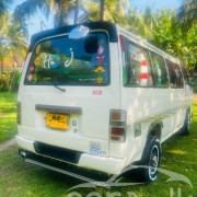 NISSAN CARAVAN 1991
