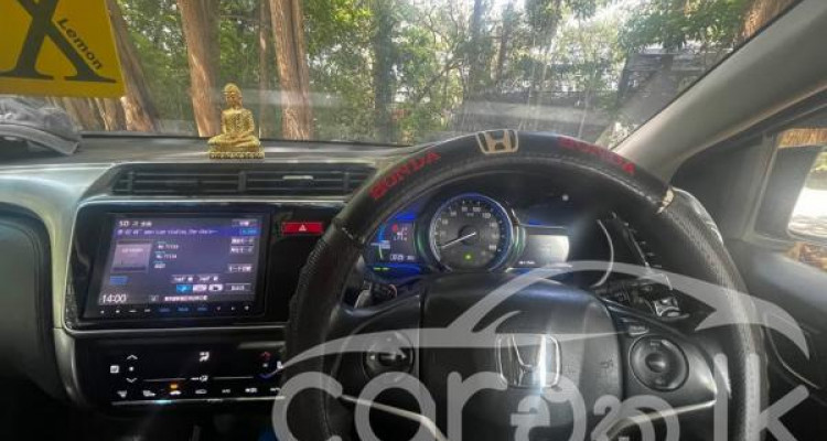 HONDA GRACE 2015