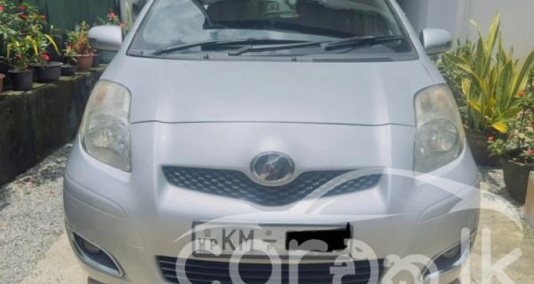 TOYOTA VITZ 2008