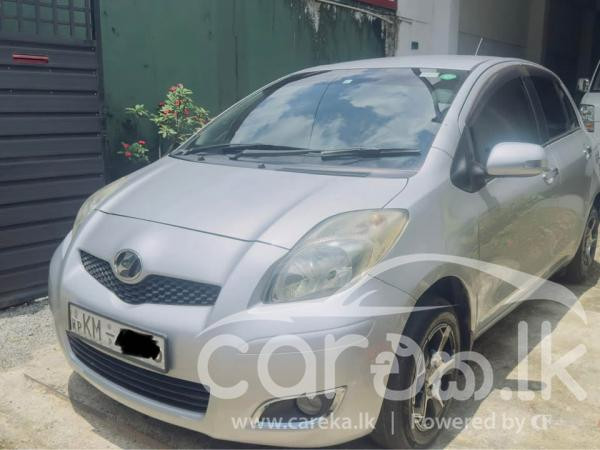 TOYOTA VITZ 2008