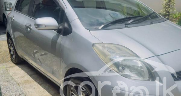 TOYOTA VITZ 2008
