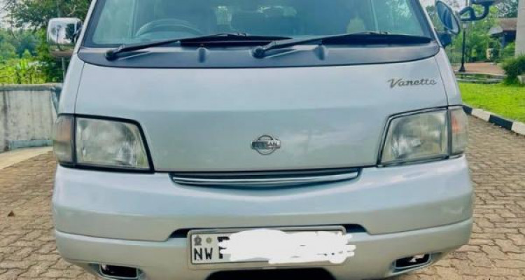 NISSAN VANETTE 2001