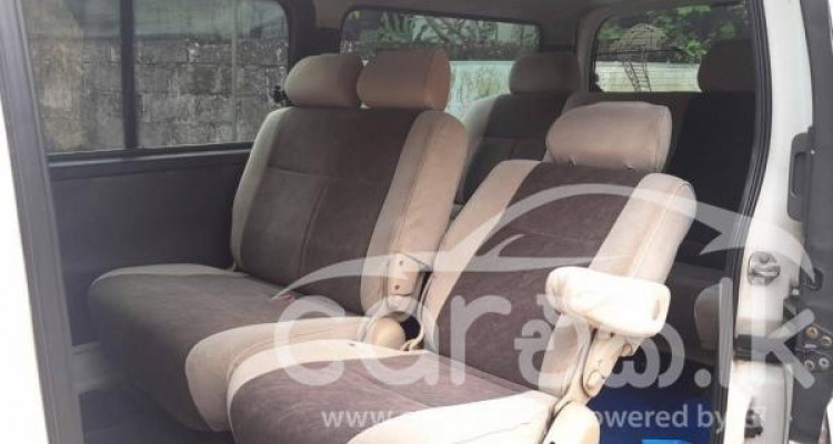 NISSAN CARAVAN 2007