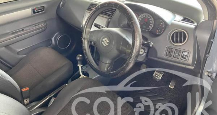SUZUKI SWIFT 2006