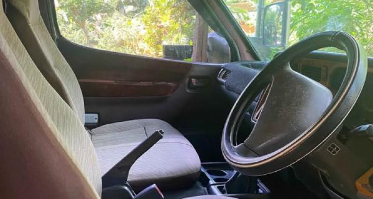 TOYOTA DOLPHIN LH113 1990