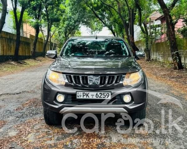 MITSUBISHI L200 2019