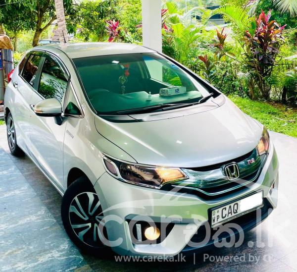 HONDA FIT GP5 2013