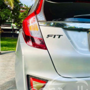 HONDA FIT GP5 2013