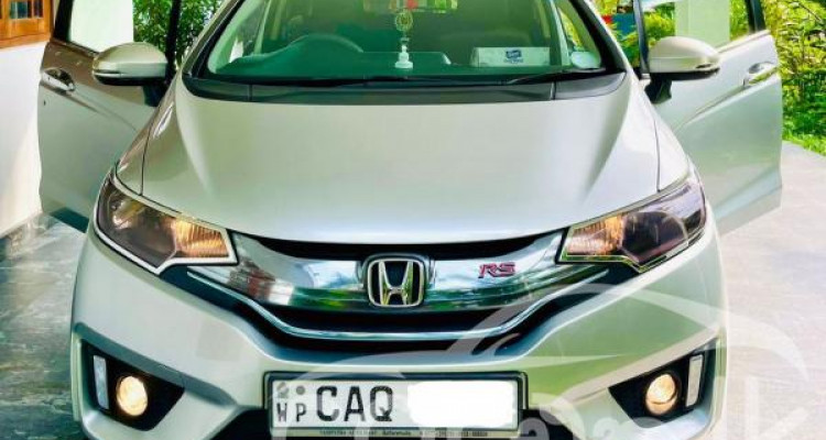 HONDA FIT GP5 2013