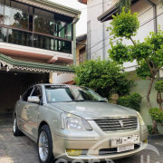TOYOTA PREMIO 2001