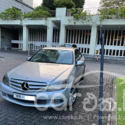 MERCEDES BENZ C180 2010