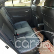 TOYOTA YARIS ATIV 2020