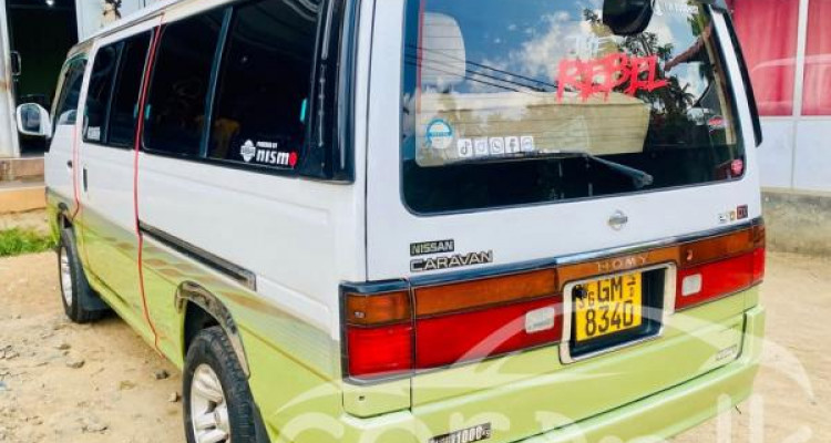 NISSAN CARAVAN 1994