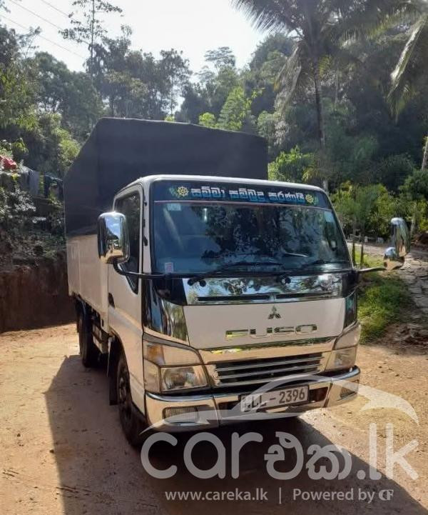 MITSUBISHI FUSO 2002