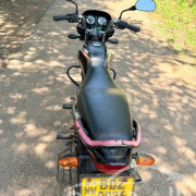 BAJAJ PLATINA 2016