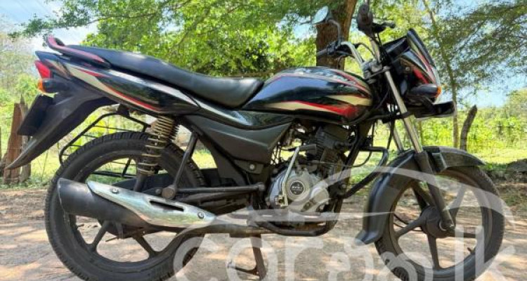 BAJAJ PLATINA 2016