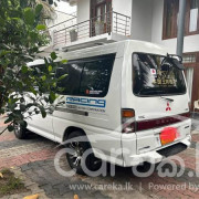 MITSUBISHI DELICA PO15 1993