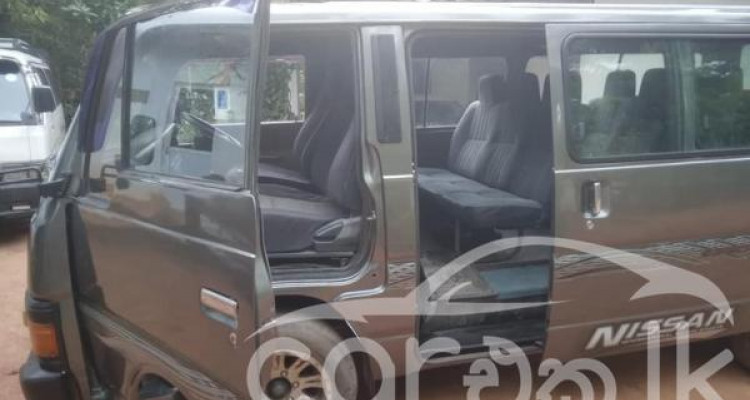 NISSAN CARAVAN 1984