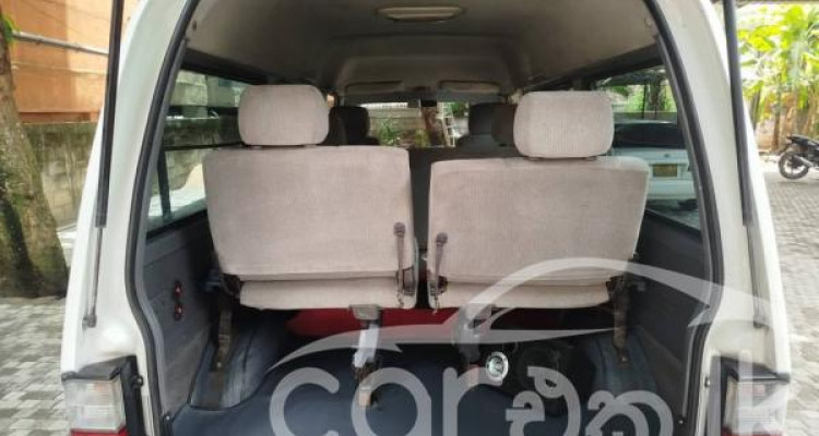 NISSAN VANETTE 2001