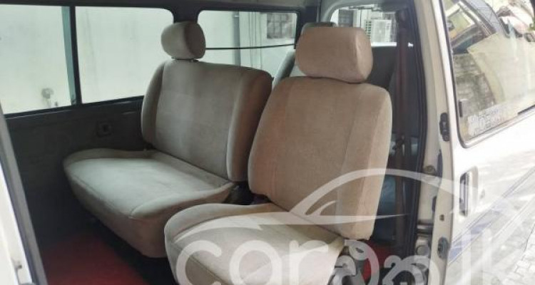 NISSAN VANETTE 2001