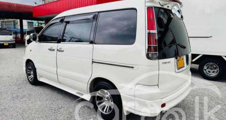 TOYOTA TOWNACE KR42 2006