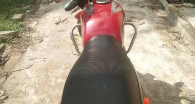 BAJAJ CT100 2004