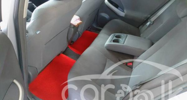 TOYOTA PRIUS 2010