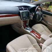 TOYOTA PREMIO 2013