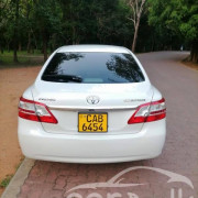 TOYOTA PREMIO 2013