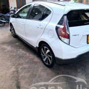TOYOTA AQUA 2015