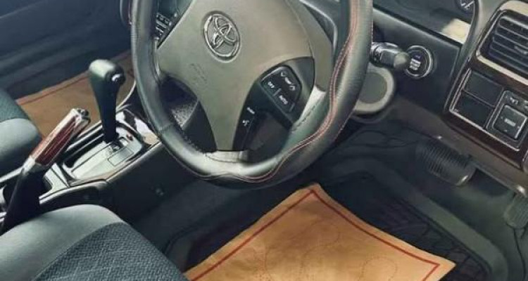 TOYOTA CARINA 1998