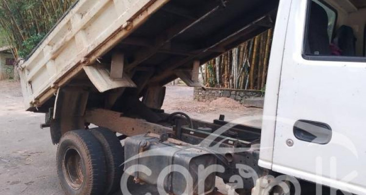 ISUZU ELF 2000